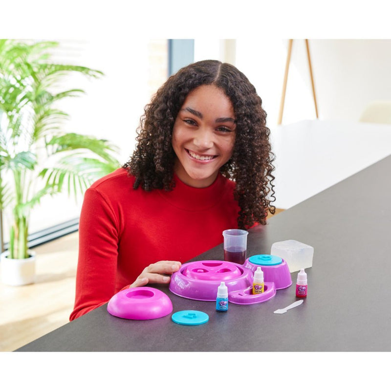 Laad de afbeelding in de Gallery-viewer, Overige Merken Love And Hugs Zeepmachine