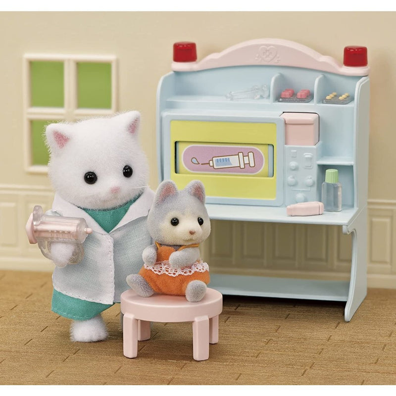 Laad de afbeelding in de Gallery-viewer, Sylvanian Families 5705 Dokter Speelset
