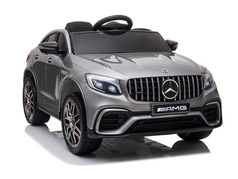 Laad de afbeelding in de Gallery-viewer, Mercedes Benz Glc63 S - Zilver
