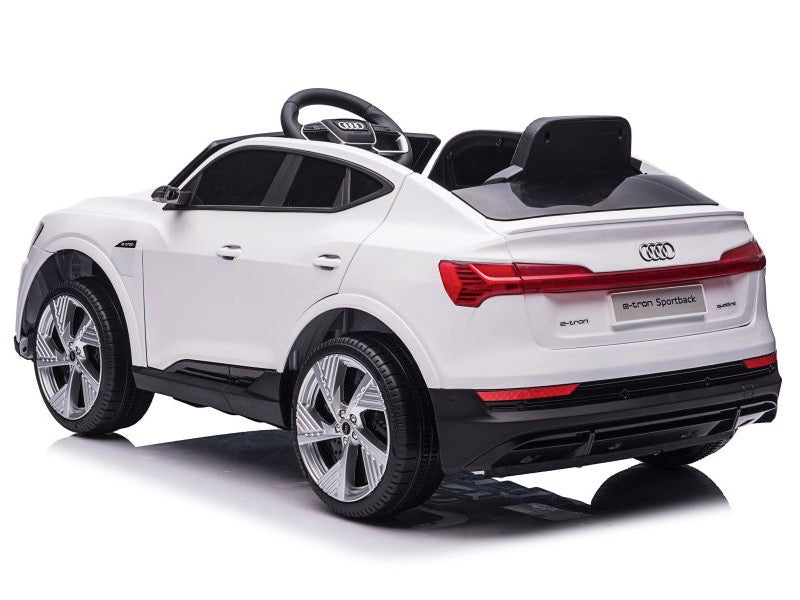 Laad de afbeelding in de Gallery-viewer, Audi E-Tron - Wit
