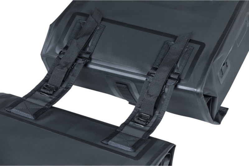 Laad de afbeelding in de Gallery-viewer, Basil Dubbele Fietstas Urban Dry 50 Liter Zwart - 17659
