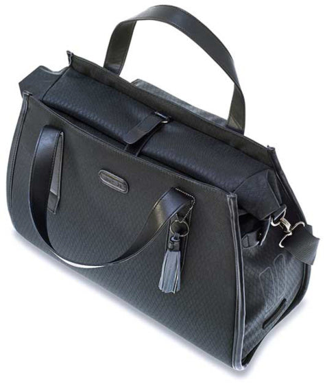 Laad de afbeelding in de Gallery-viewer, Basil Fietsschoudertas Noir 17 Liter Zwart – 17662
