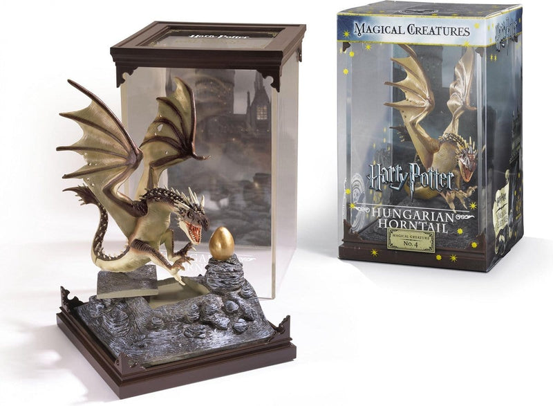 Laad de afbeelding in de Gallery-viewer, Harry Potter: Fantastic Beasts - Magical Creatures Hungarian Horntail
