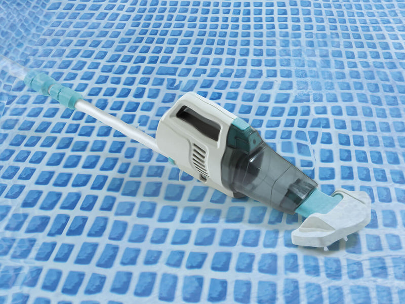 Laad de afbeelding in de Gallery-viewer, Intex Oplaadbare Zwembadstofzuiger
