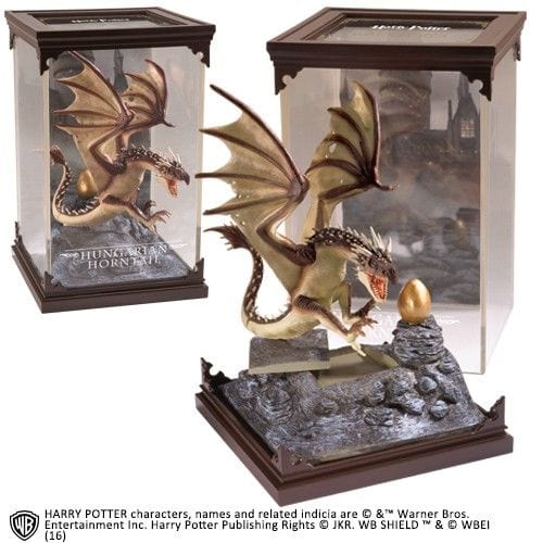 Laad de afbeelding in de Gallery-viewer, Harry Potter: Fantastic Beasts - Magical Creatures Hungarian Horntail
